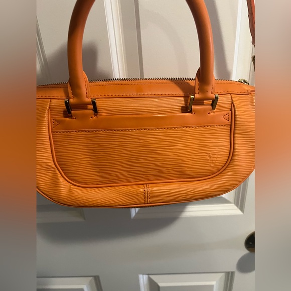 Rare Louis Vuitton Epi Orange Shoulder Bag - Picture 13 of 17